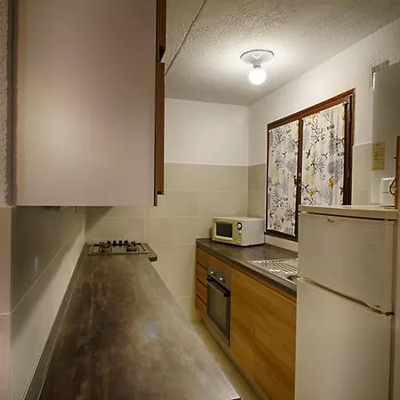 Apartment Sant Ambroggio Solanne