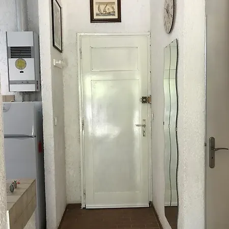Sant Ambroggio Solanne Apartment *